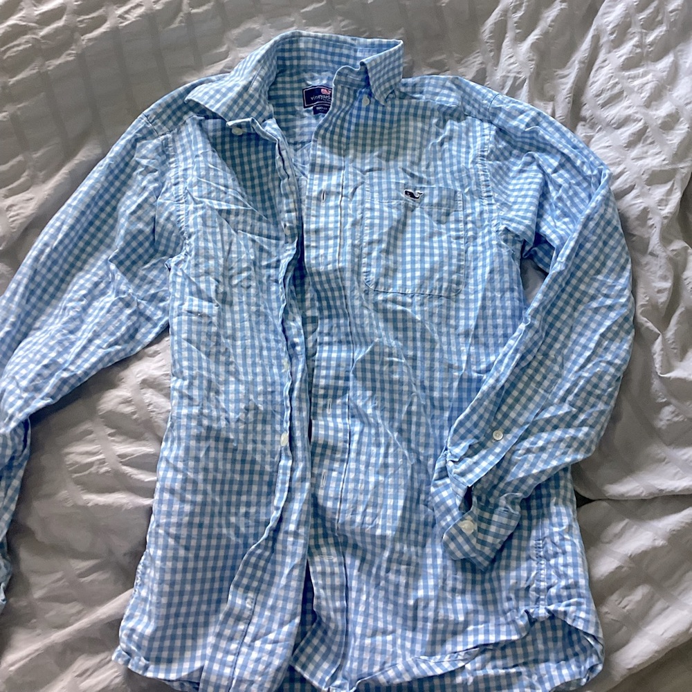 Vineyard Vines Button Down!